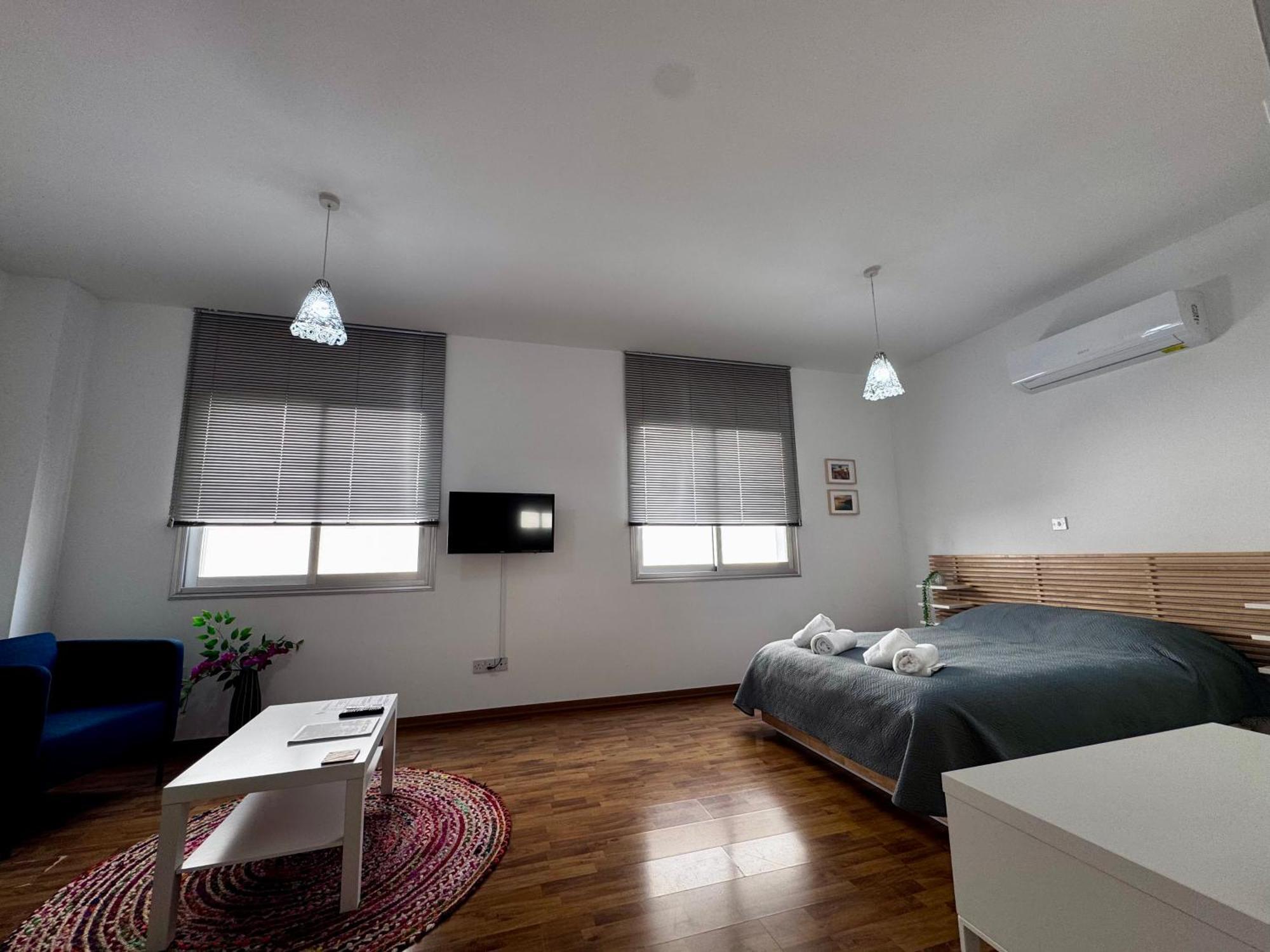 Lovely Studio Apartment In Pafos المظهر الخارجي الصورة
