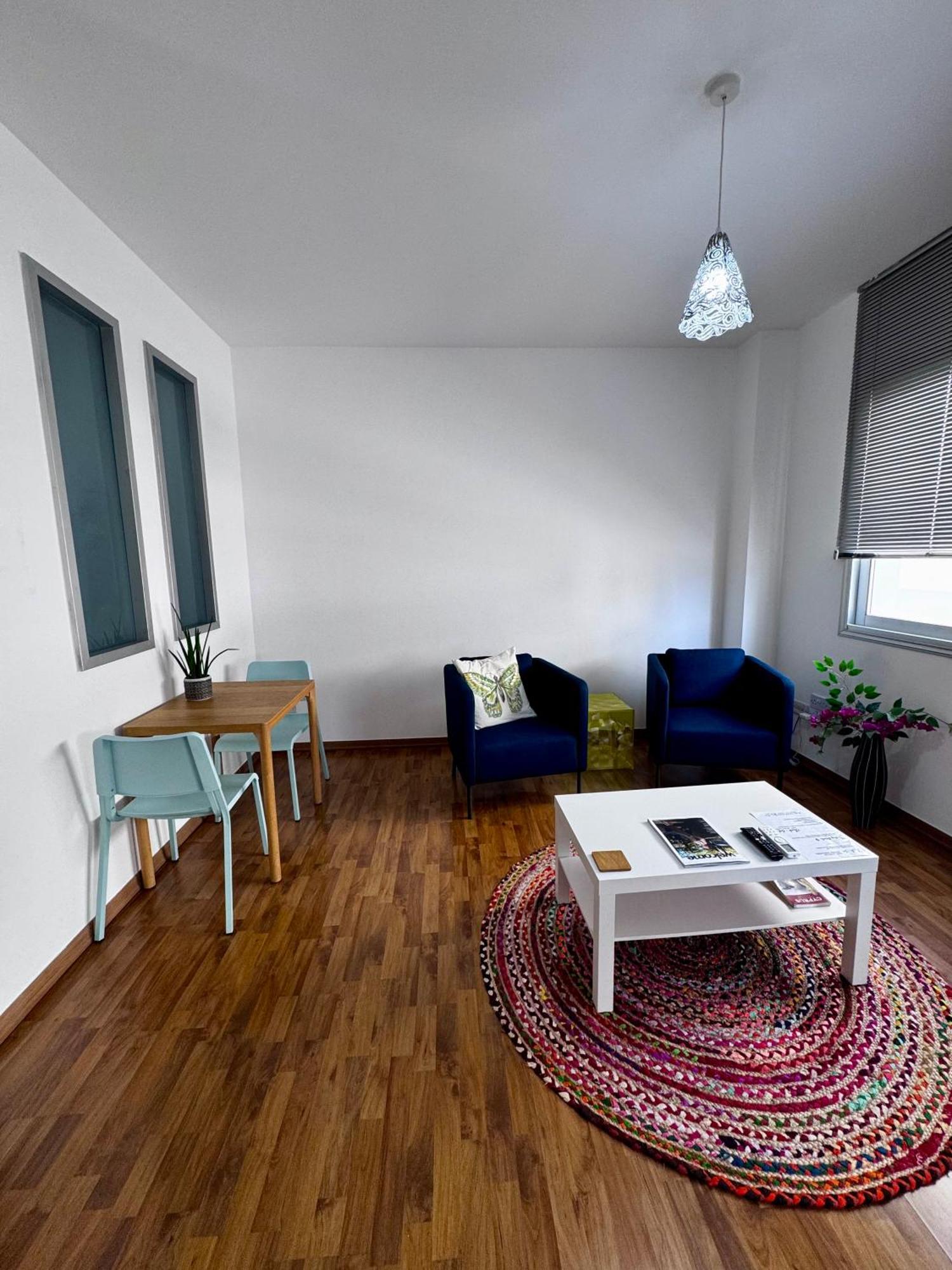 Lovely Studio Apartment In Pafos المظهر الخارجي الصورة